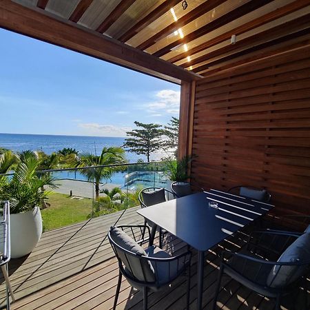 Ocean Point Beach Front Apartment Pointe aux Piments Exterior photo